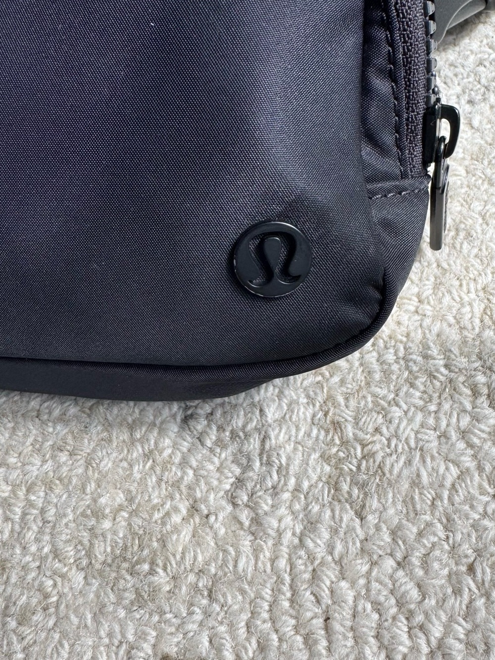 Lululemon Every Where Belt Bag In Black - Picture 5 of 14